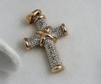 Hvis/rødguld kors med diamanter